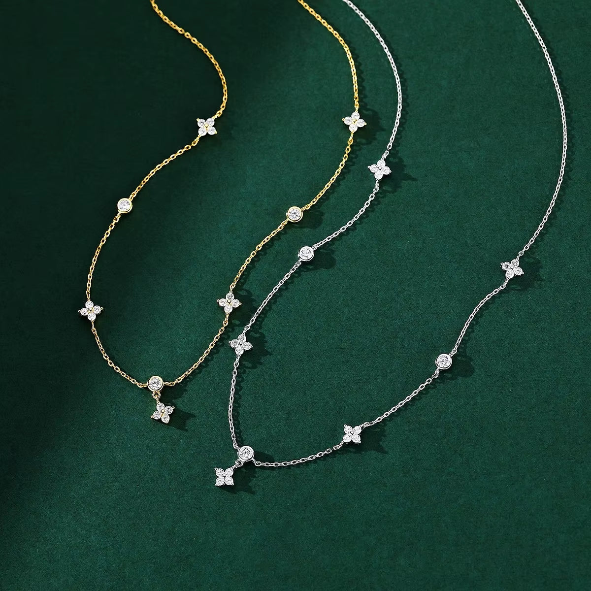 Inlaid Zircon Four-Leaf Flower Chain Necklace for Women New Niche Light Luxury Hot Fashion Collares Choker Accessories